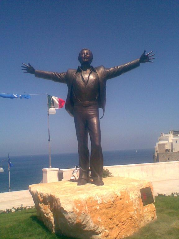 Welcome Holiday House Polignano a Mare Eksteriør billede